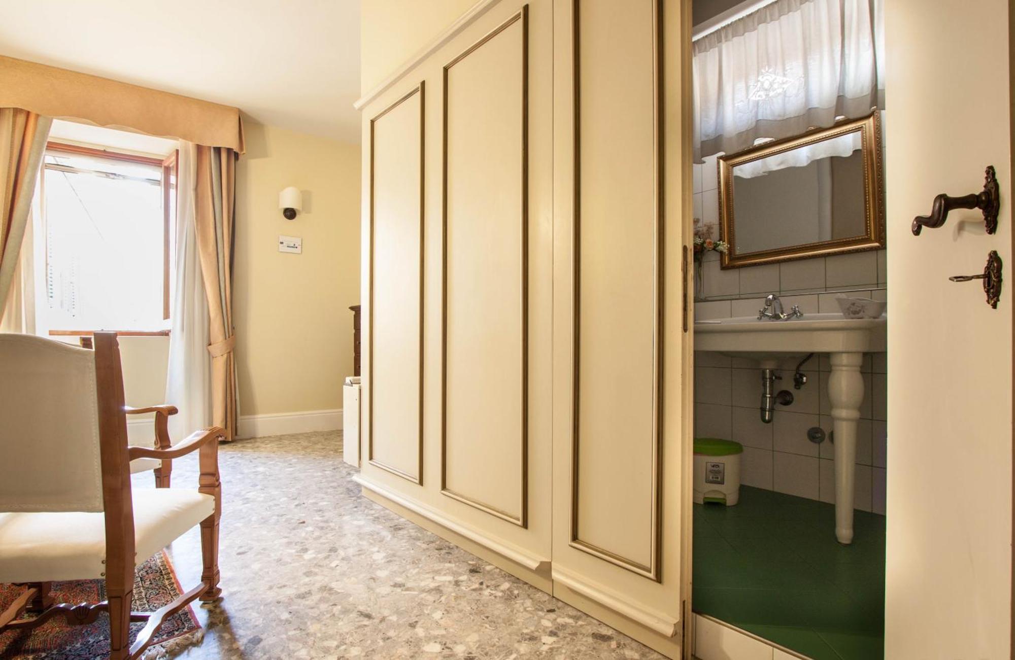 Dimora Antica Pianella Bed & Breakfast Pianella  Room photo